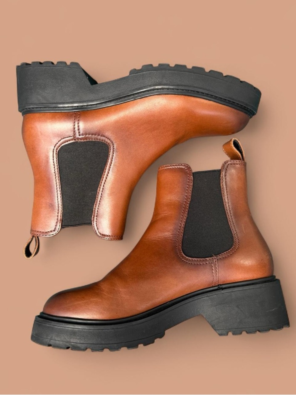 Women's Chelsea Lug Boots in Cognac Brown